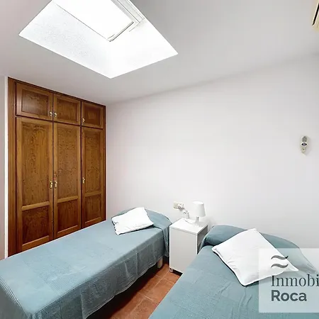 Roca Fornells, Maritim 53 - F275 *